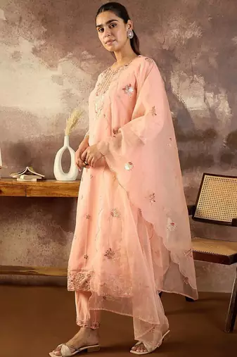 Women Floral Embroidered Round Neck Sequinned Kurta with Trousers & Dupatta