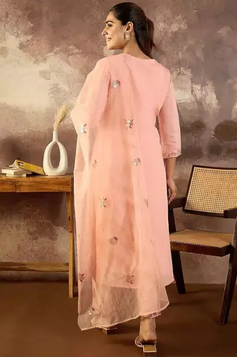 Women Floral Embroidered Round Neck Sequinned Kurta with Trousers & Dupatta