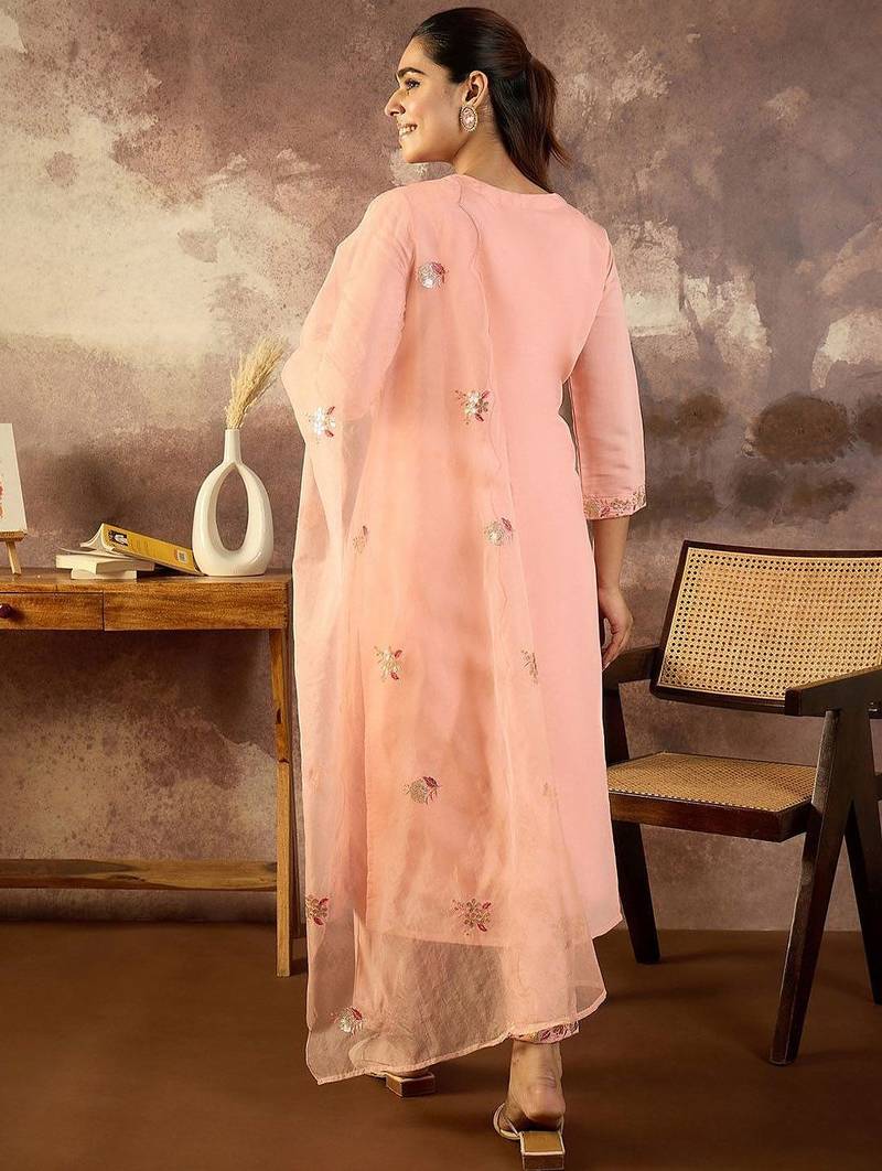 Women Floral Embroidered Round Neck Sequinned Kurta with Trousers & Dupatta