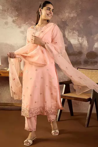 Women Floral Embroidered Round Neck Sequinned Kurta with Trousers & Dupatta