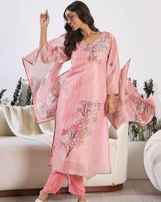 Floral Printed Round Neck Straight Kurta With Trousers & Dupatta 2