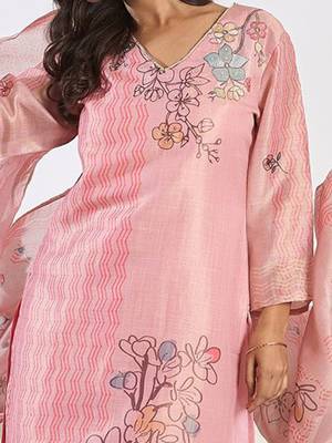Floral Printed Round Neck Straight Kurta With Trousers & Dupatta 3