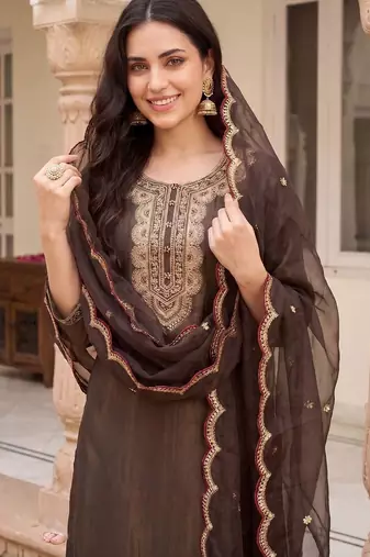 Women Ethnic Motifs Embroidered Regular Liva Kurta with Trousers & With Dupatta
