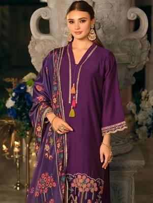 Women Ethnic Motifs Embroidered Regular Thread Work Kurta with Trousers & With Dupatta 6