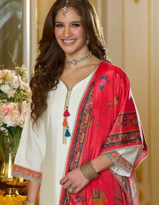 Women Ethnic Motifs Printed Kurta with Trousers & Dupatta 2