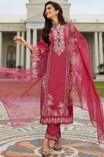 Women Floral Embroidered Regular Thread Work Kurta with Trousers & With Dupatta