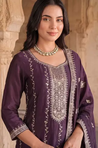 Women Ethnic Motifs Embroidered Regular Thread Work Kurta with Trousers & With Dupatta