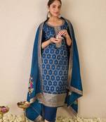 Women Ethnic Motifs Embroidered Regular Kurta with Trousers & With Dupatta