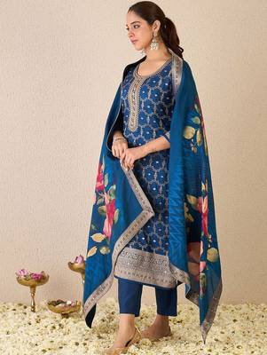 Women Ethnic Motifs Embroidered Regular Kurta with Trousers & With Dupatta 4