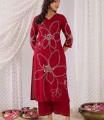 Women Floral Embroidered Regular Thread Work Kurta with Palazzos