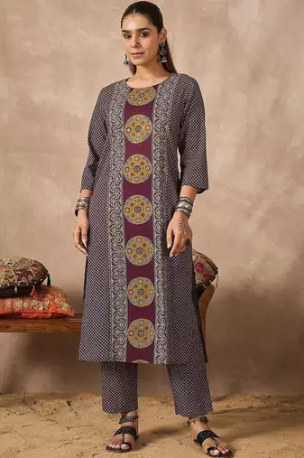 Women Ethnic Motifs Printed Regular Sequinned Pure Cotton Kurta with Trousers & With Dupatta