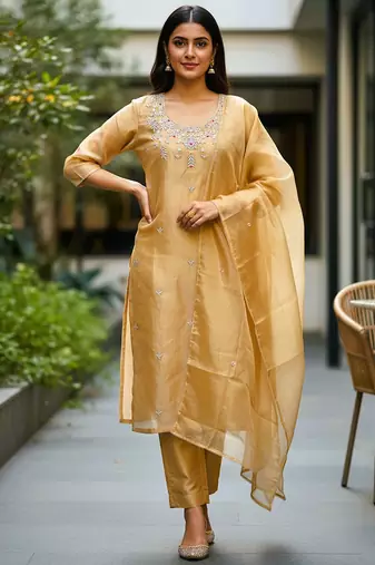 Ethnic Motifs Embroidered Thread Work Kurta with Trousers & With Dupatta
