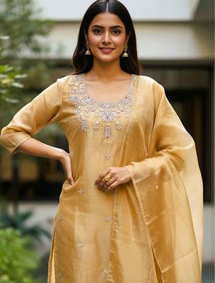 Ethnic Motifs Embroidered Thread Work Kurta with Trousers & With Dupatta 2
