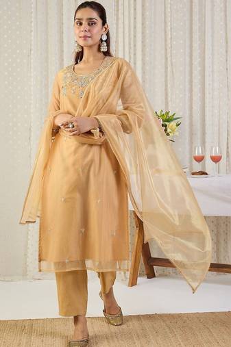 Ethnic Motifs Embroidered Regular Thread Work Kurta With Trousers & Dupatta