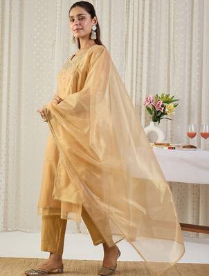 Ethnic Motifs Embroidered Regular Thread Work Kurta With Trousers & Dupatta 5
