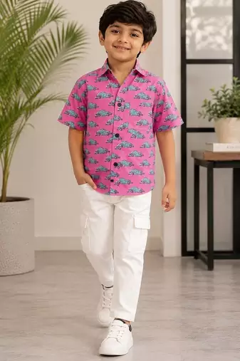 Boys pink cotton car print shirt