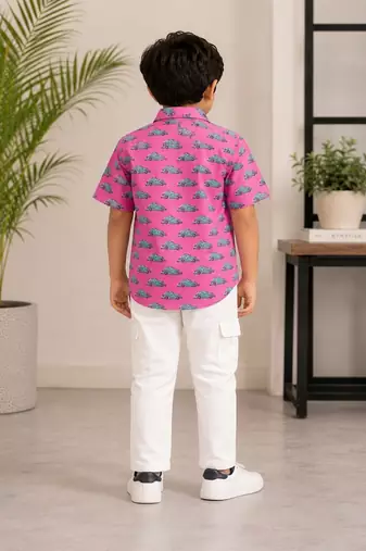 Boys pink cotton car print shirt
