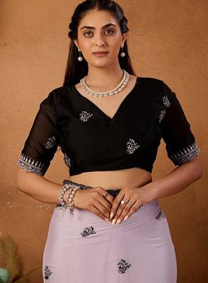 Light purple rangoli madala art embroidered saree 4