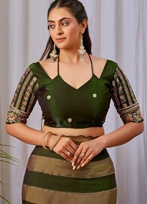 Mehendi nc satin patta shadow swarovski saree 4