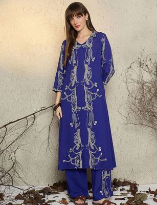 Women Printed Regular Beads and Stones Kurta with Trousers 1