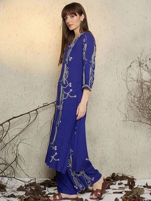 Women Printed Regular Beads and Stones Kurta with Trousers 3