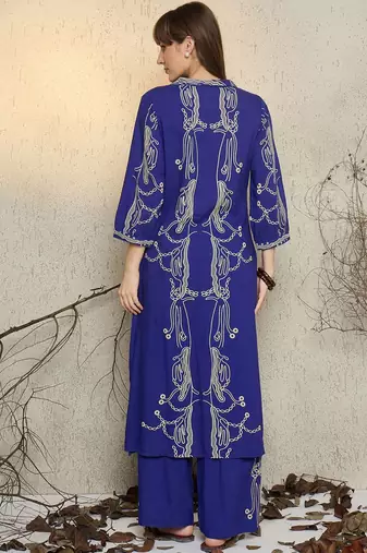 Women Printed Regular Beads and Stones Kurta with Trousers