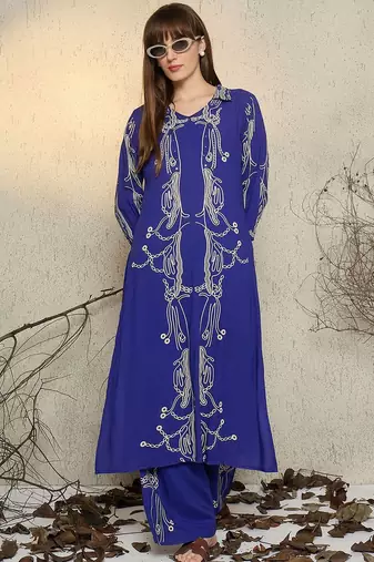 Women Printed Regular Beads and Stones Kurta with Trousers