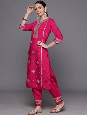 Ethnic Motifs Embroidered Panelled Gotta Patti Kurta with Trousers & With Dupatta 5