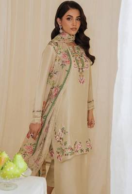Gorgeous pakistani natural crepe top  farshi palazzo & printed dupatta set 2
