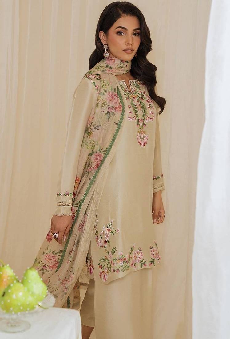 Gorgeous pakistani natural crepe top  farshi palazzo & printed dupatta set