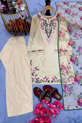 Gorgeous pakistani natural crepe top  farshi palazzo & printed dupatta set 5