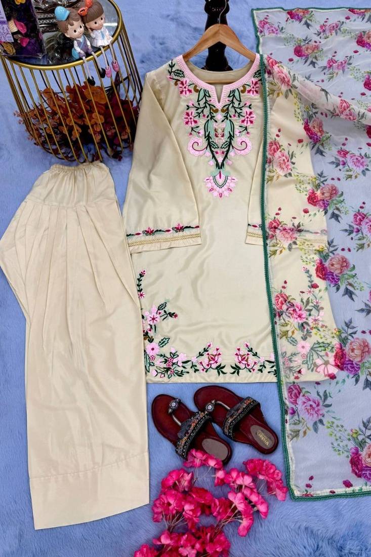 Gorgeous pakistani natural crepe top  farshi palazzo & printed dupatta set