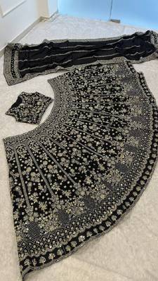 Women's Black Heavy Embroidered Sequins Lehenga Choli Set with Dupatta 4
