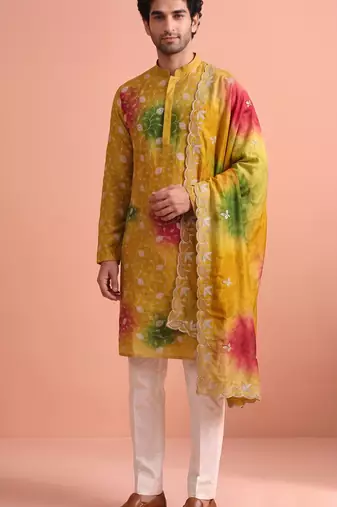 Men rangoli beads & thread work kurta set