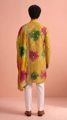 Men rangoli beads & thread work kurta set 4