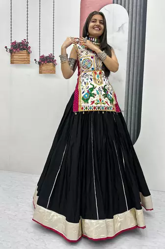 Women Black Traditional Gujarati Gamthi Embroidered Chaniya Choli Set