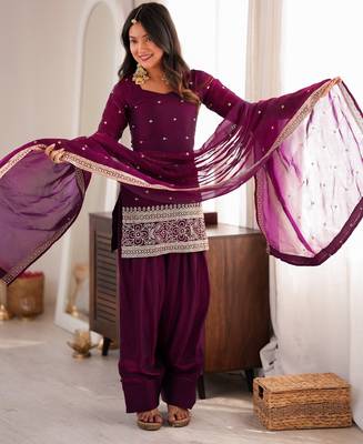Women ethnic embroidered regular kurta with salwar & dupatta 4