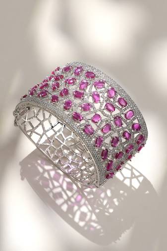Ruby red stones diamond cut bracelet