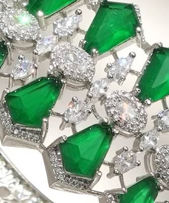 Emerald green stones diamond cut bracelet 2