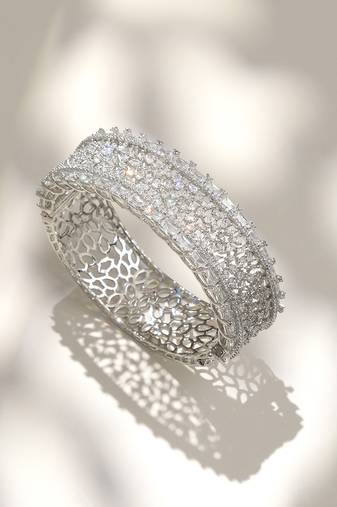 White diamond cut zircon bracelet