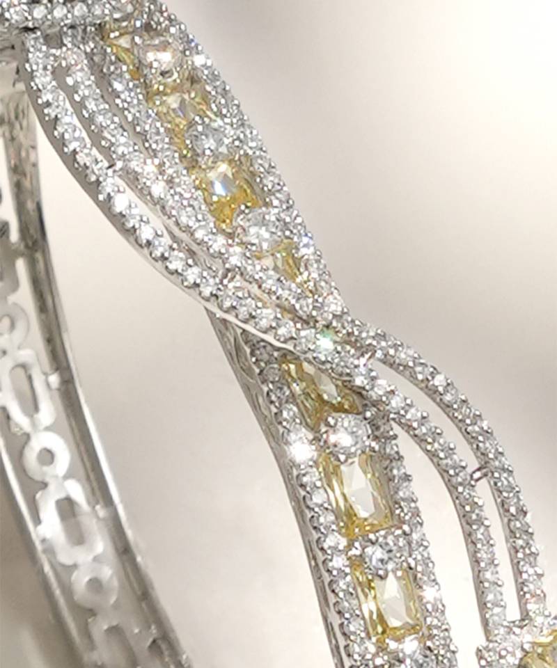 Citrine yellow stone diamond cut bracelet
