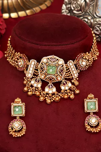 Gold plated mint green stone choker necklace set
