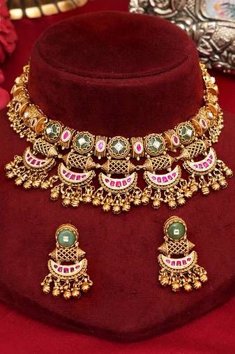 Gold plated pink and green stones choker necklace set