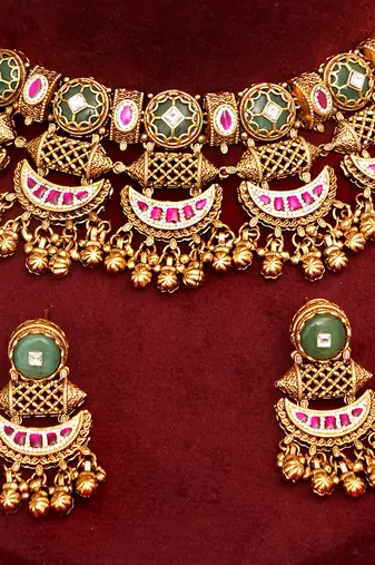 Gold plated pink and green stones choker necklace set