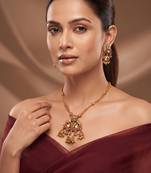 Gold plated green stones royal kundan necklace set