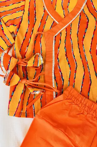 Krishna leheriya dhoti set