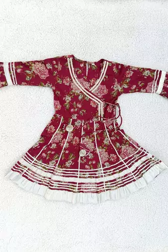 Girls maroon floral kurta set