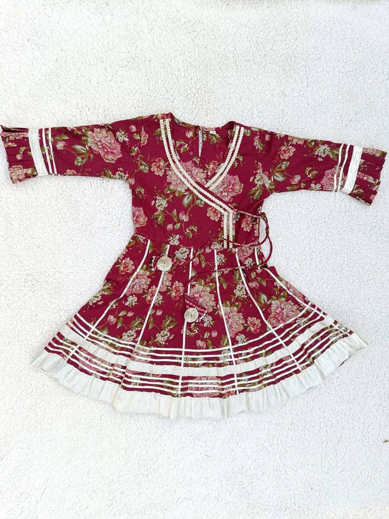 Girls maroon floral kurta set
