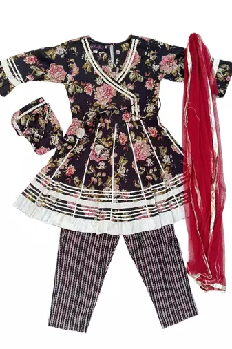 Black floral kurta flare set