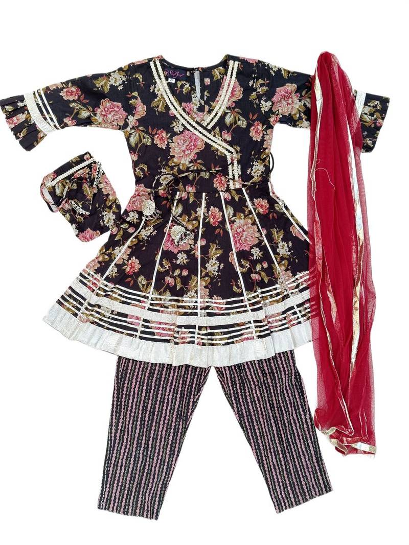 Black floral kurta flare set